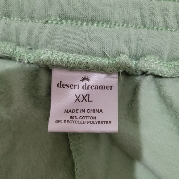Desert Dreamer Green Shorts Size XXL Graphic Loungewear NWOT - Picture 4 of 4